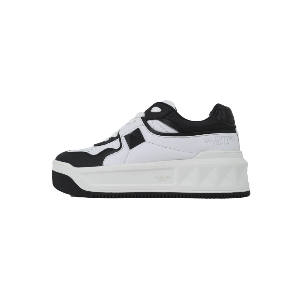 EM Sneakers Valentino Garavani One Stud XL Sneakers in White and Black Leather
