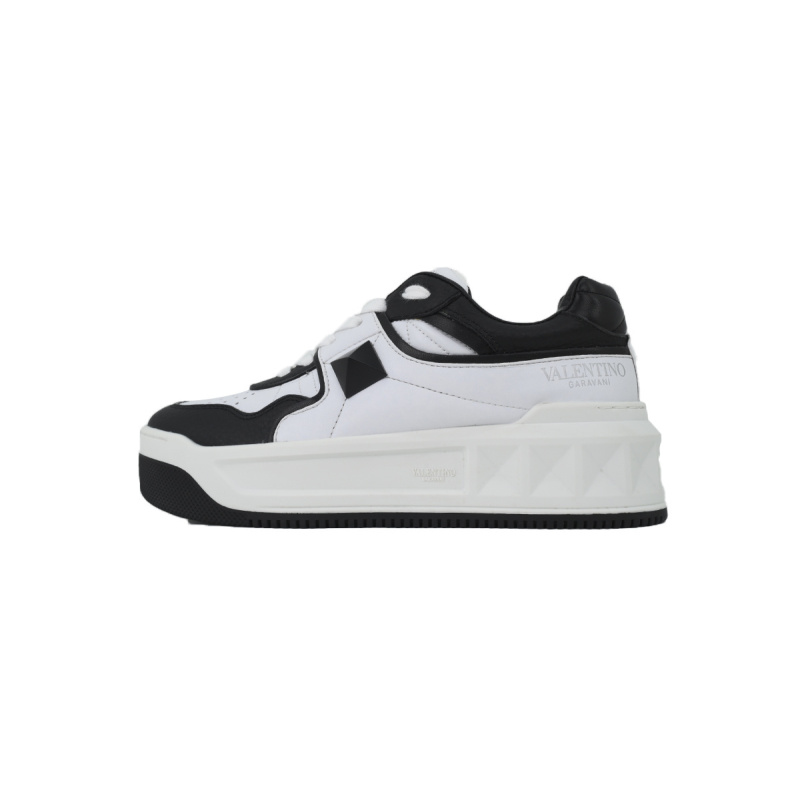 EM Sneakers Valentino Garavani One Stud XL Sneakers in White and Black Leather