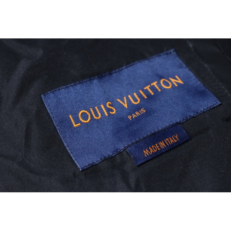 EM Sneakers Louis Vuitton Black Print Embossed Black Down Jacket