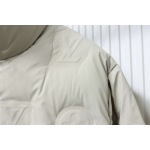 EM Sneakers Louis Vuitton Black Print Embossed White Down Jacket