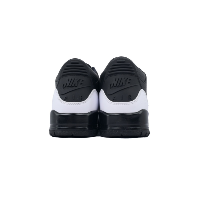 EM Sneakers Fragment Design × Jordan 3 Black and White