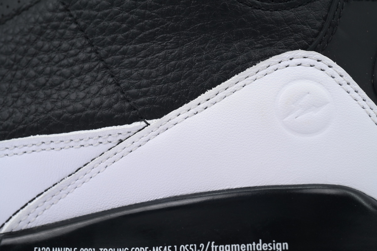 EM Sneakers Fragment Design × Jordan 3 Black and White