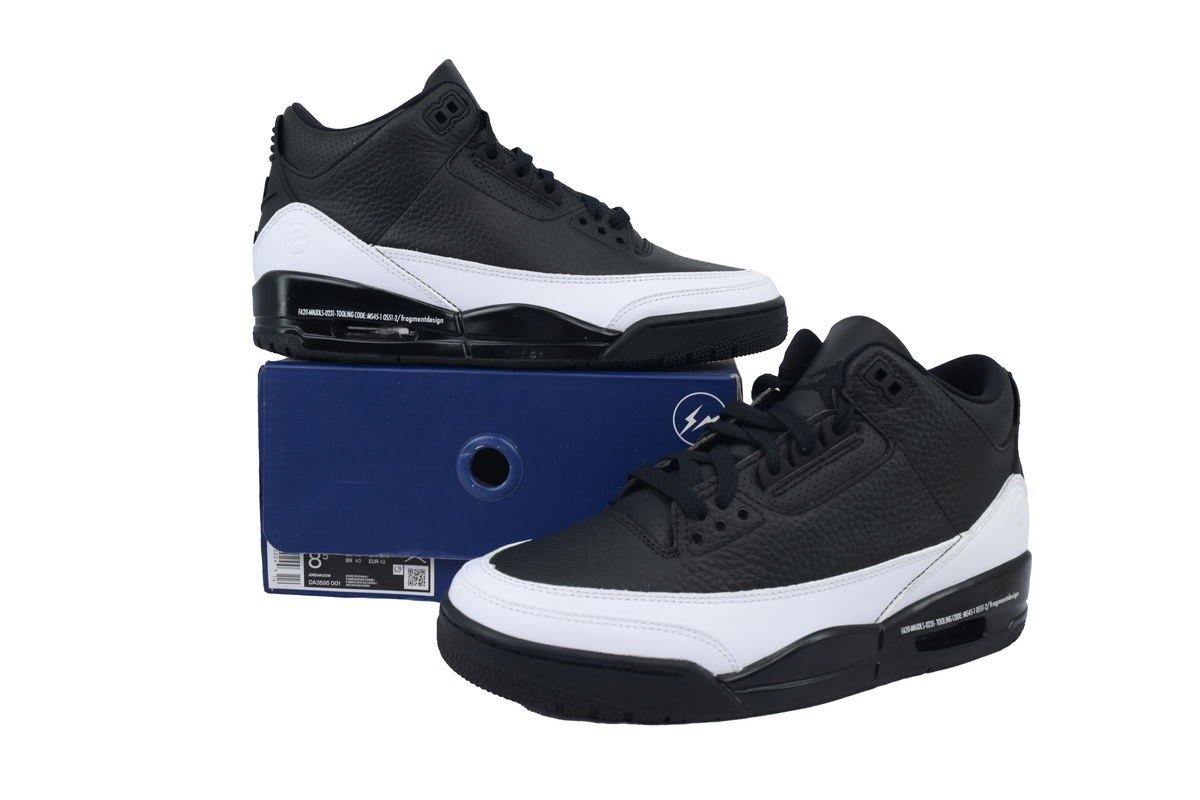 EM Sneakers Fragment Design × Jordan 3 Black and White