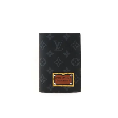 EM Sneakers Louis Vuitton LV Passport Cover Monogram Eclipse Gaston Label Savane Yellow 01