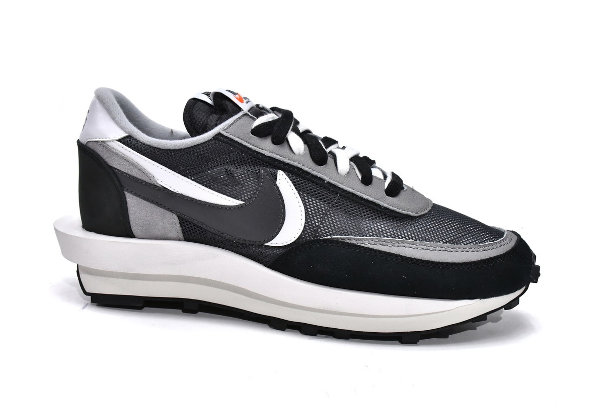 EM Sneakers Nike LD Waffle SF × Sacai Black