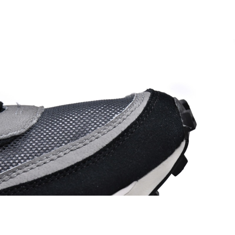EM Sneakers Nike LD Waffle SF × Sacai Black