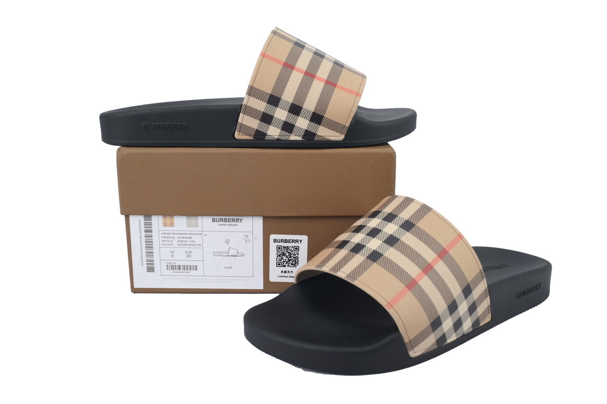 EM Sneakers Burberry Check Print Slides Archive Beige
