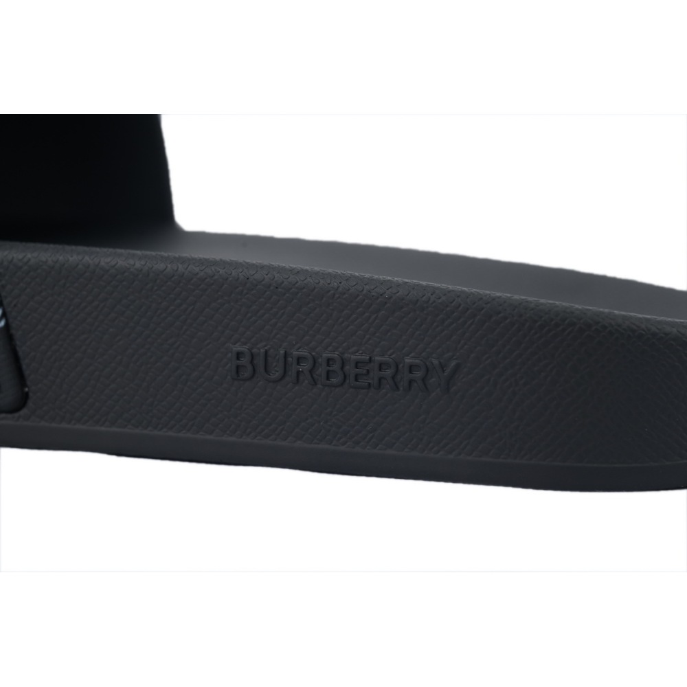 EM Sneakers Burberry Check Slides Mahogany