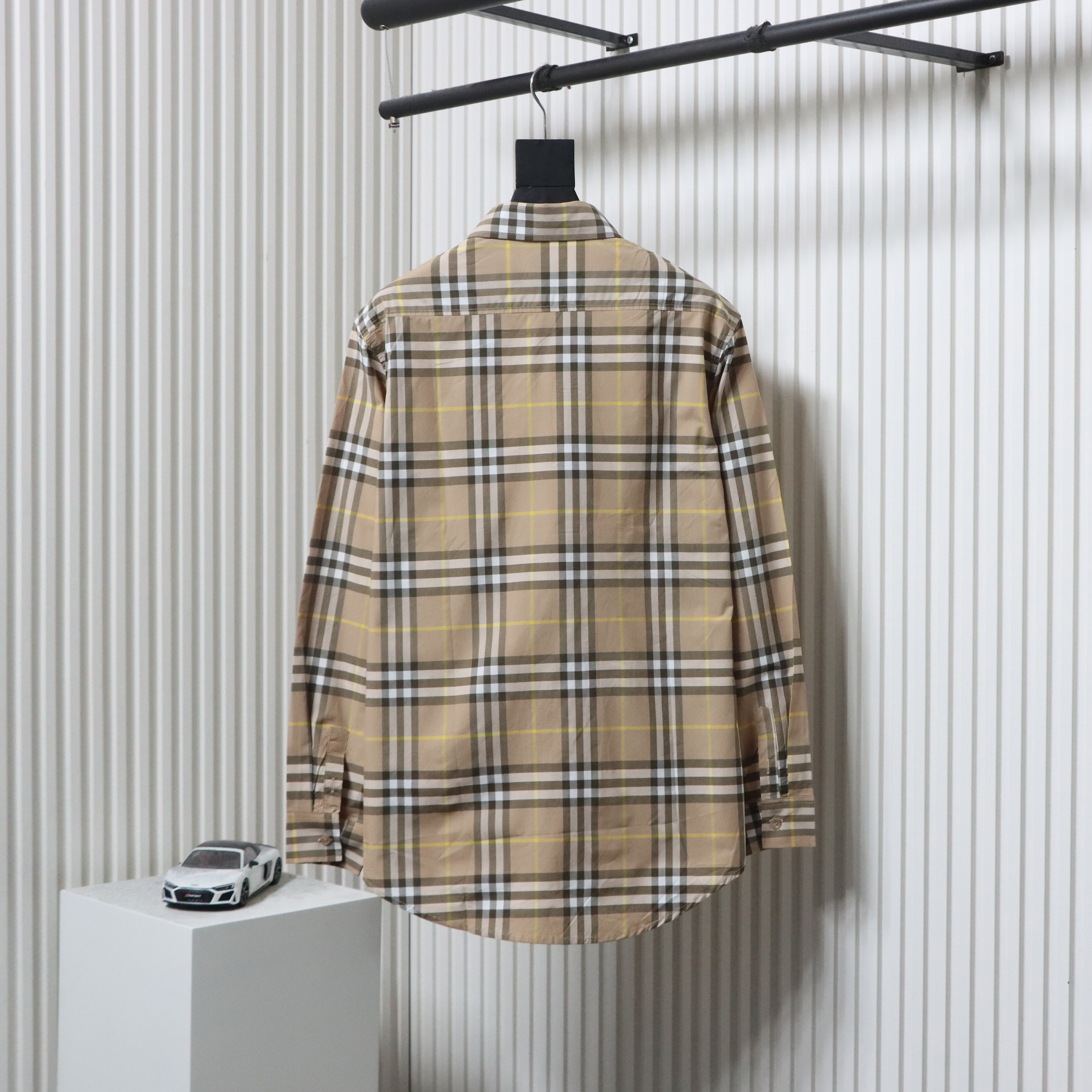 EM Sneakers Burberry Tartan Motif Cotton Long Sleeve Shirt Beige