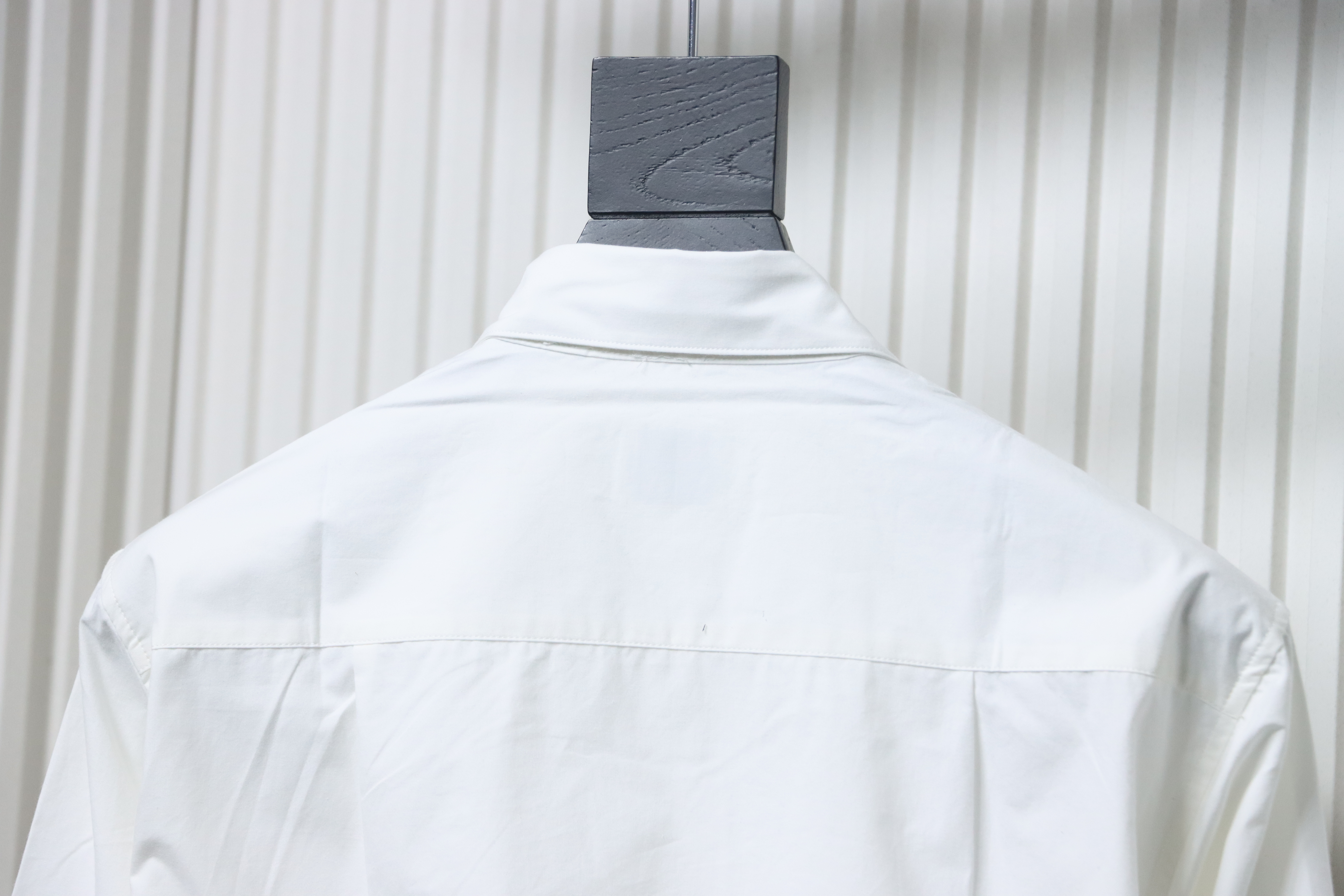 EM Sneakers Burberry Undercover Logo-patch Cotton-blend Long Sleeve Shirt White