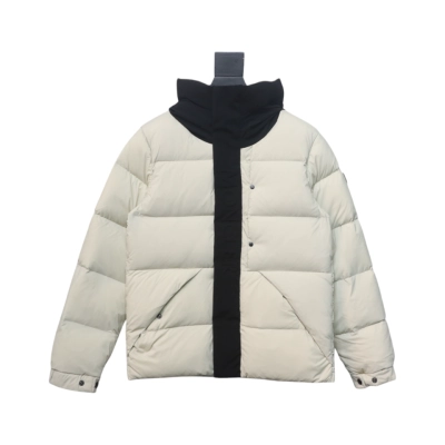 EM Sneakers Moncler Black and White Madeira Hooded Short Down Jacket 01