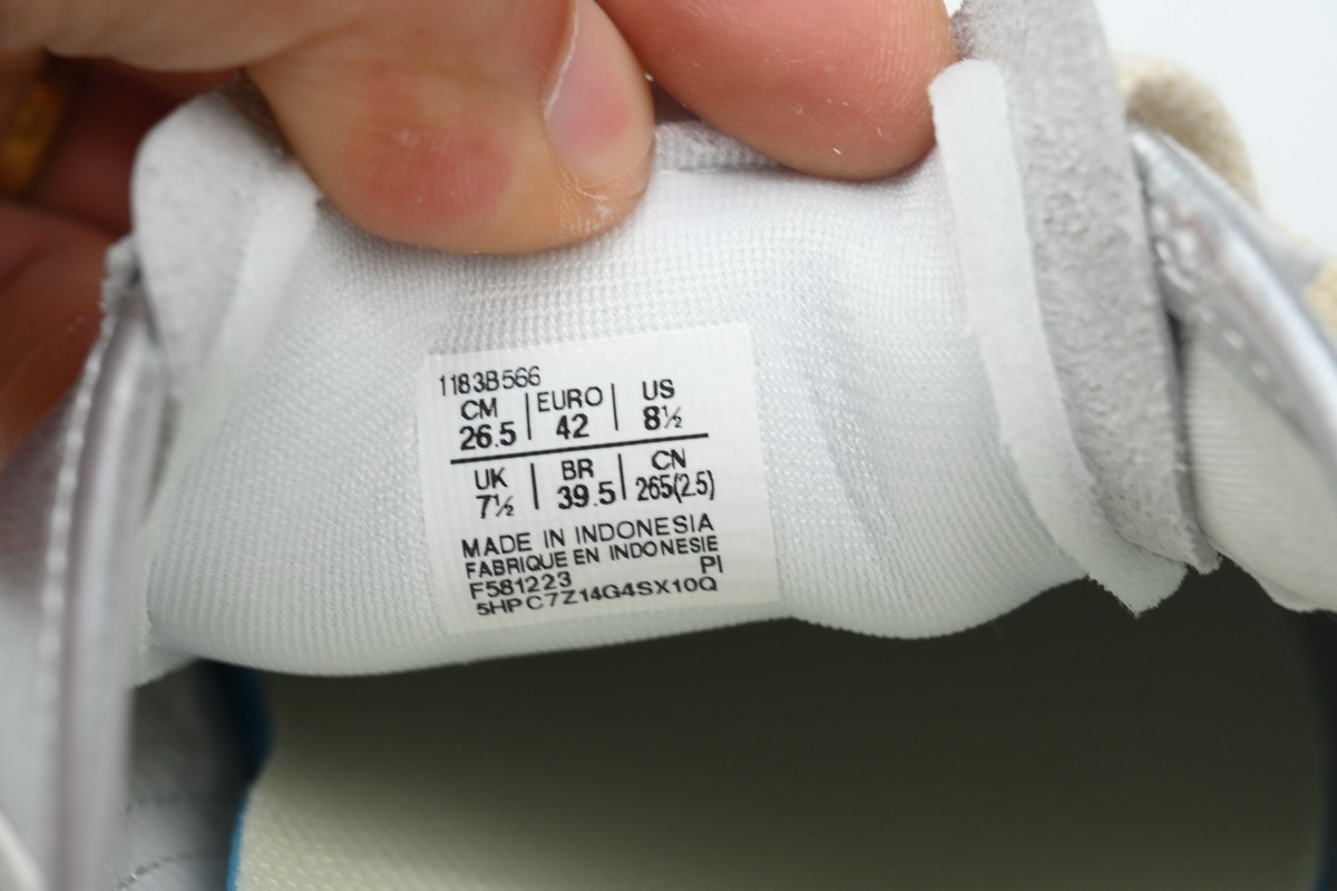 EM Sneakers Onitsuka Tiger Mexico 66 Silver Off White