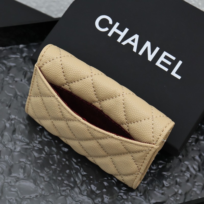 EM Sneakers Chanel Classic Card Holder Quilted Caviar Gold-tone Beige