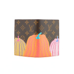 EM Sneakers Louis Vuitton x YK Sarah LV Passport Cover Pumpkin Print