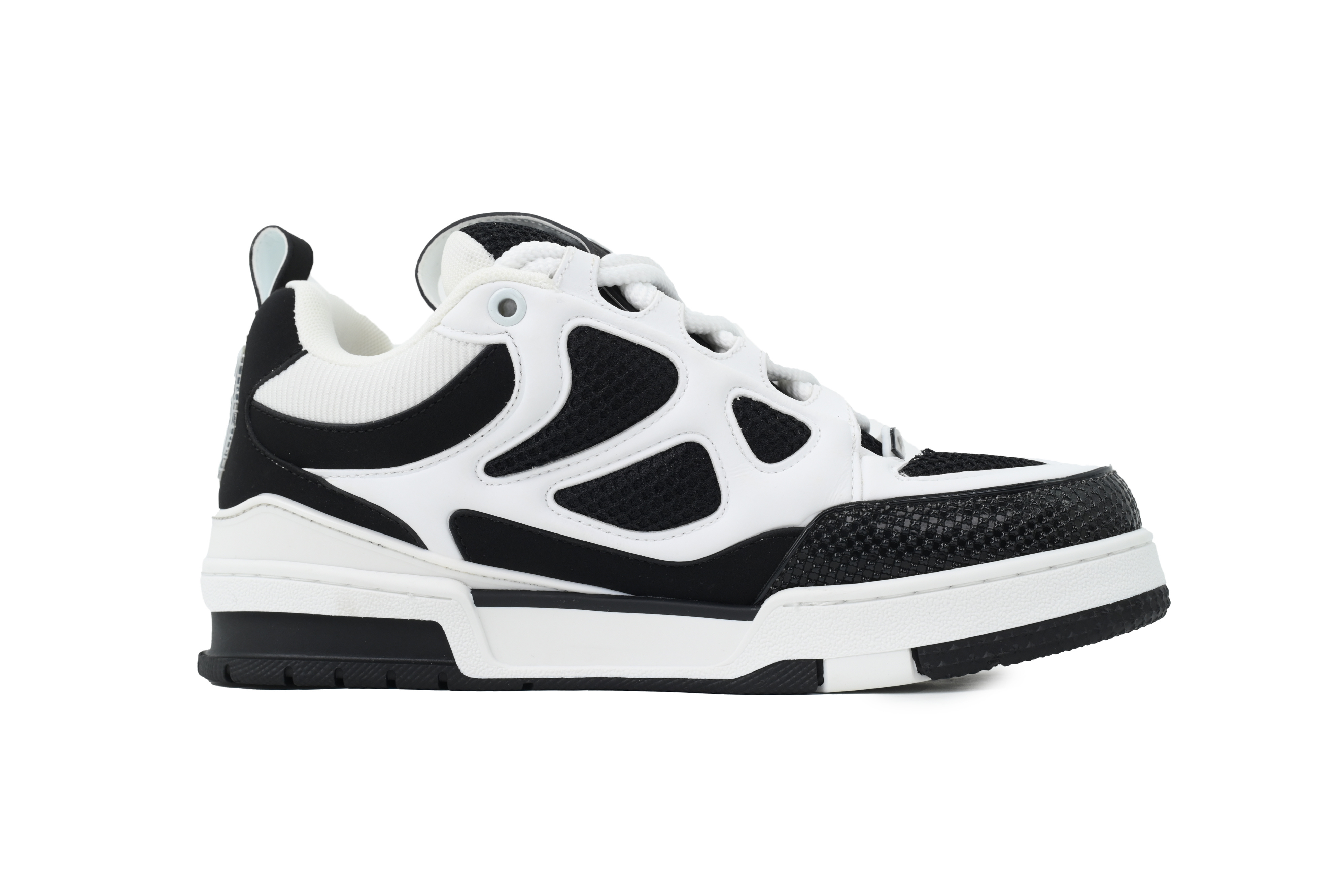 EM Sneakers Louis Vuitton LV Skate Black and White