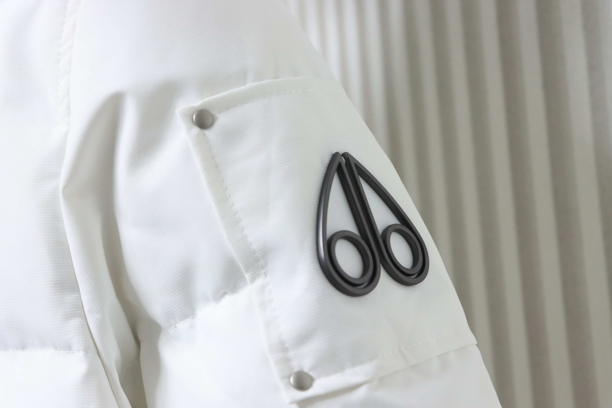 EM Sneakers Moose Knuckles Cloud 3Q Down Jacket White