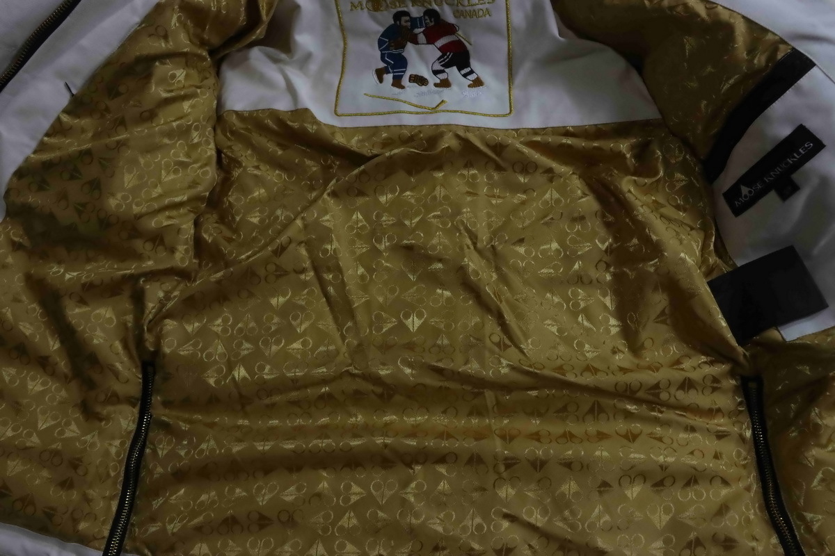 EM Sneakers Moose Knuckles 3Q Gold Scissors White Down Jacket Women‘s