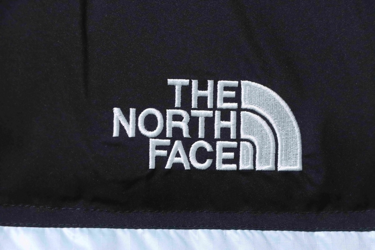 EM Sneakers The North Face Plaid Down Jacket Blue Black