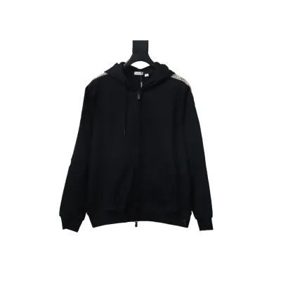 EM Sneakers Burberry Black Zip-up Hoodie with Side Quilting Pattern 01