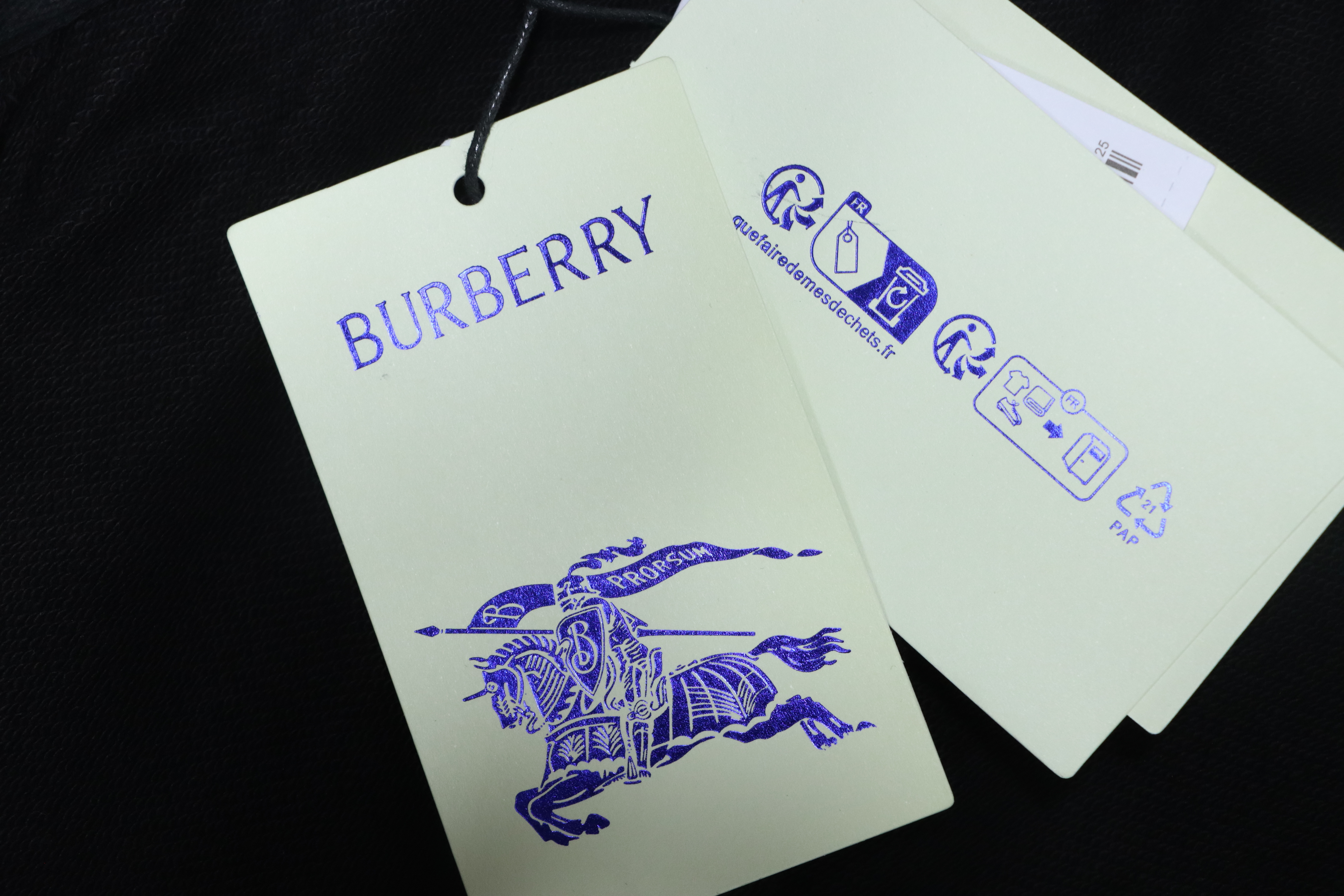 EM Sneakers Burberry Black Zip-up Hoodie with Side Quilting Pattern