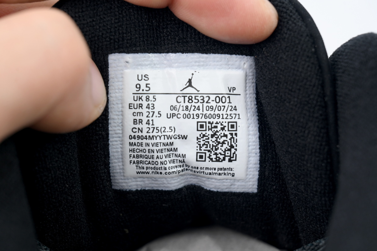 EM Sneakers Air Jordan 3 Retro Black Cat