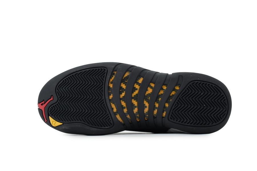 EM Sneakers Air Jordan 12 Retro Taxi 2025