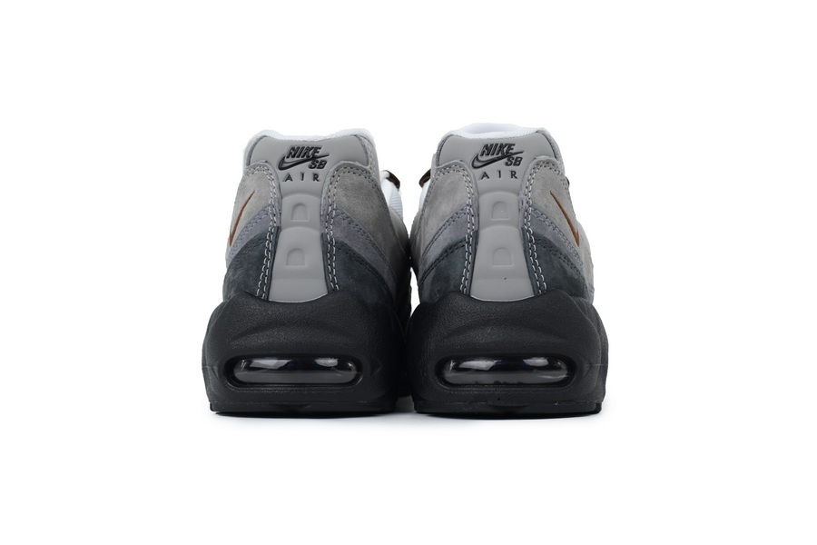 EM Sneakers Nike Air Max 95 × Nike SB × Eric Koston Grayish Brown