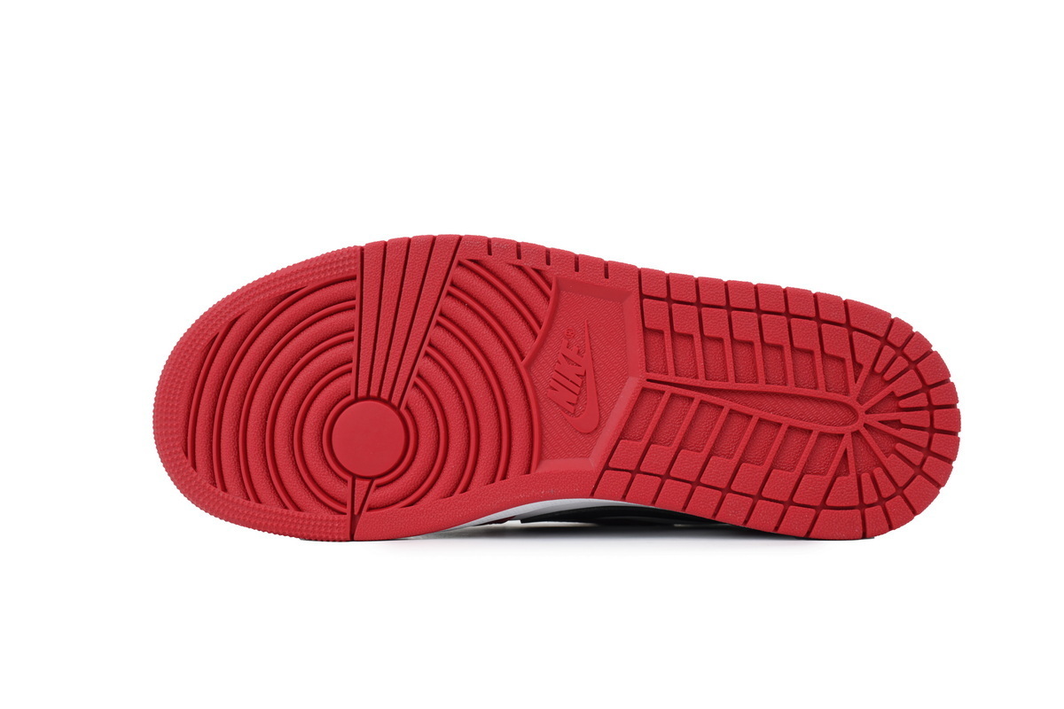 EM Sneakers Air Jordan 1 Retro Low OG Chicago 2025