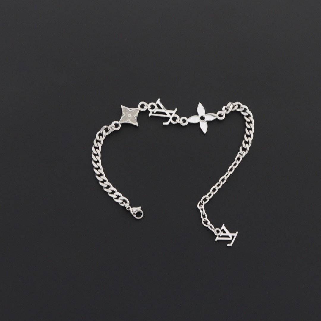 EM Sneakers Louis Vuitton Monogram Row Bracelet