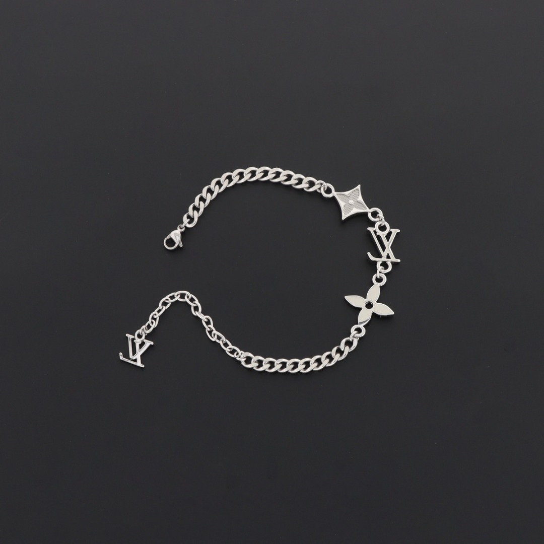 EM Sneakers Louis Vuitton Monogram Row Bracelet