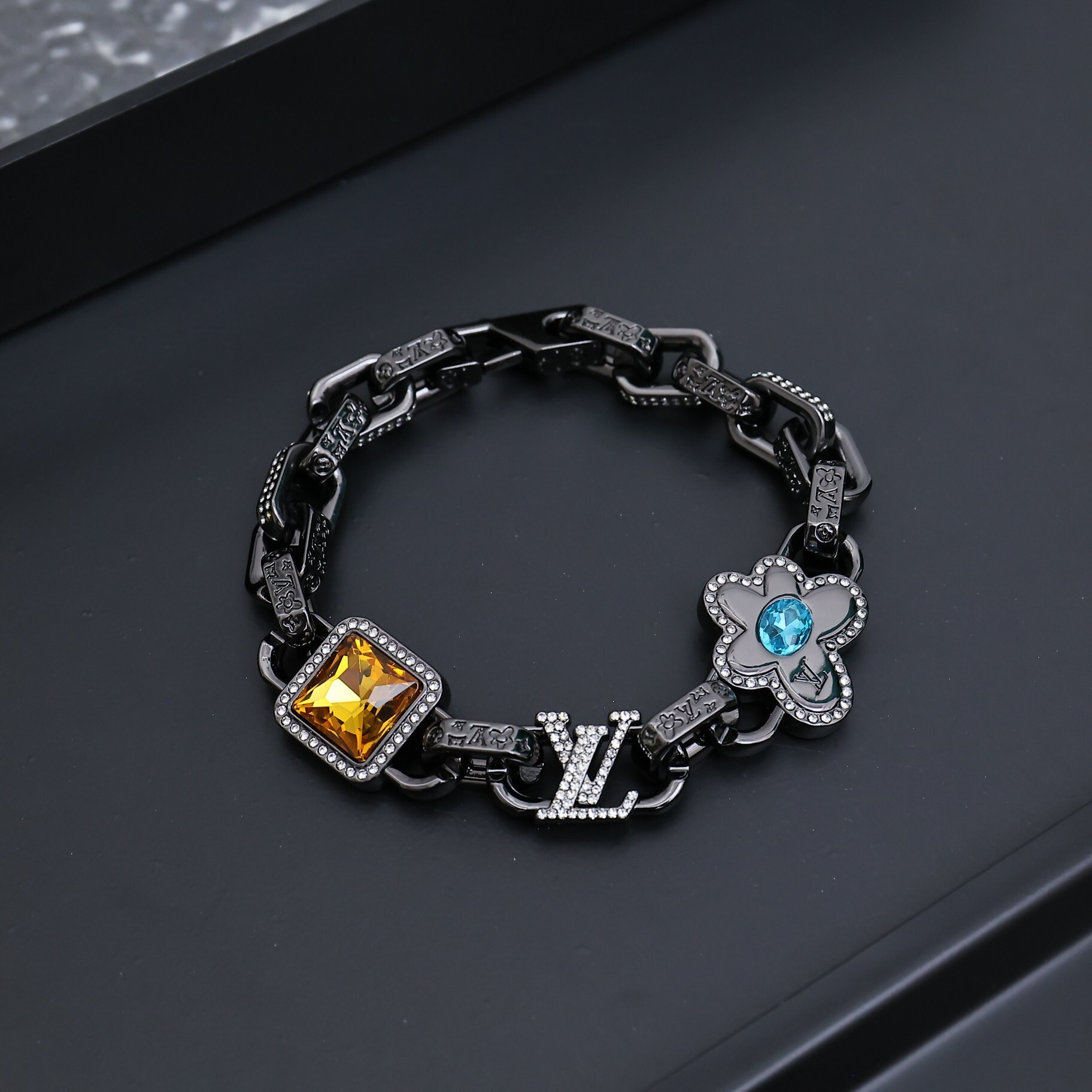 EM Sneakers Louis Vuitton by Tyler, the Creator Paradise Stone Bracelet Black-color