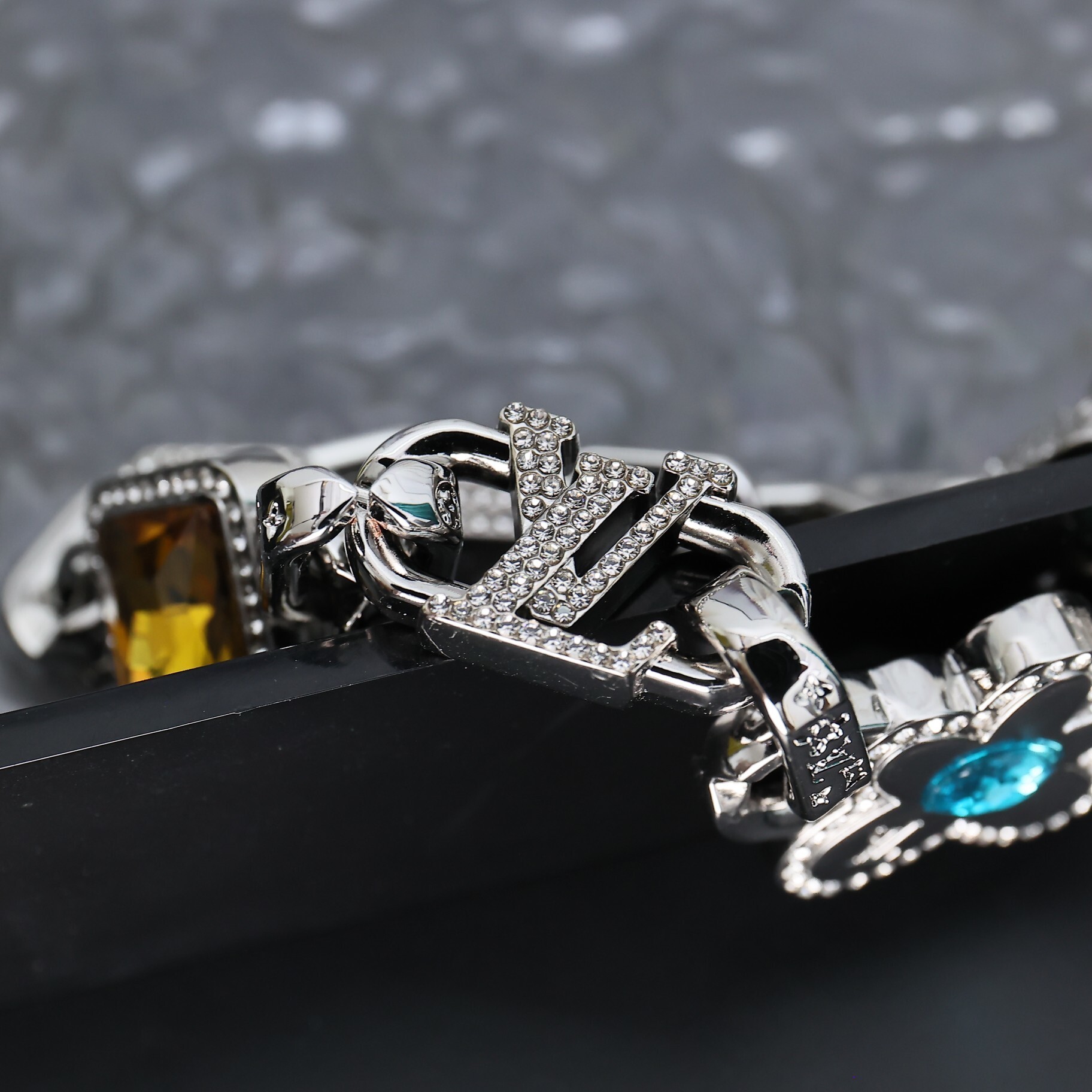 EM Sneakers Louis Vuitton by Tyler, the Creator Paradise Stone Bracelet Silver-color