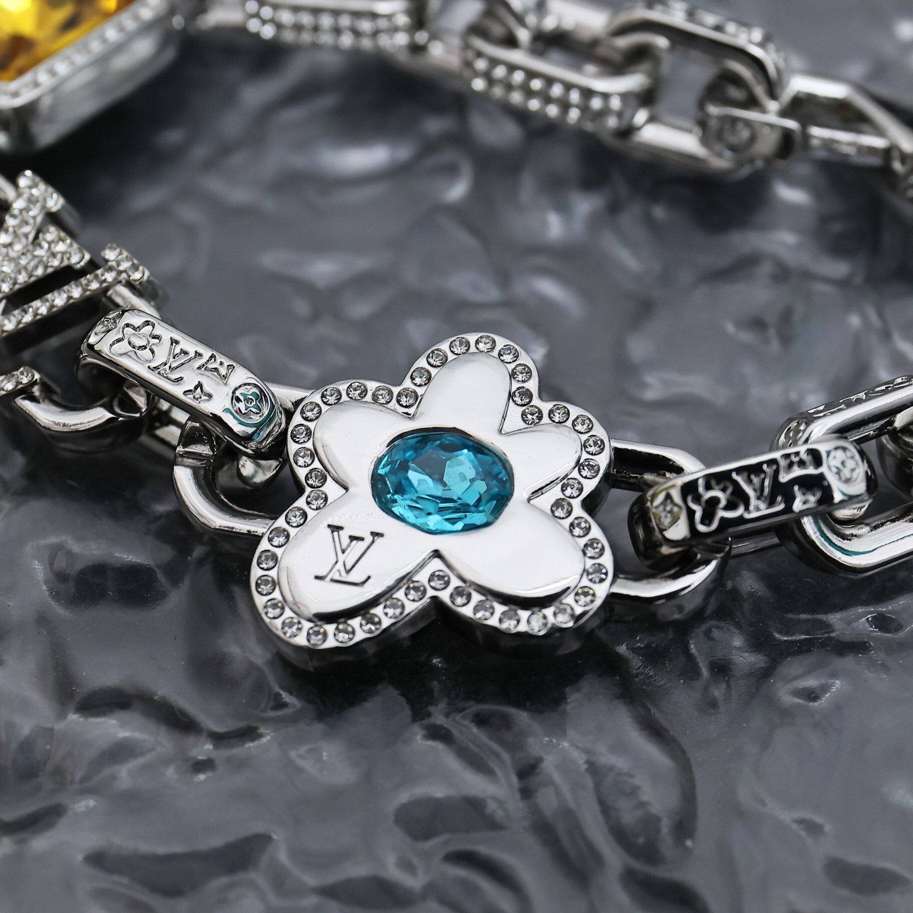 EM Sneakers Louis Vuitton by Tyler, the Creator Paradise Stone Bracelet Silver-color