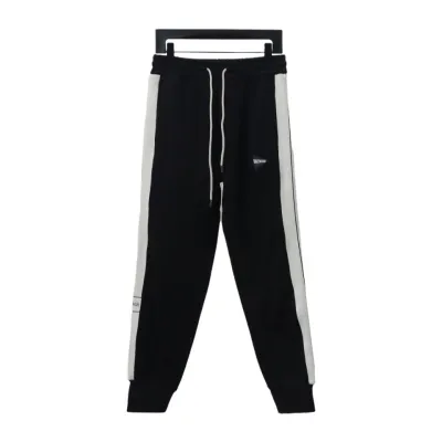 EM Sneakers Balenciaga Triangle Label Sweatpants Black and White 01