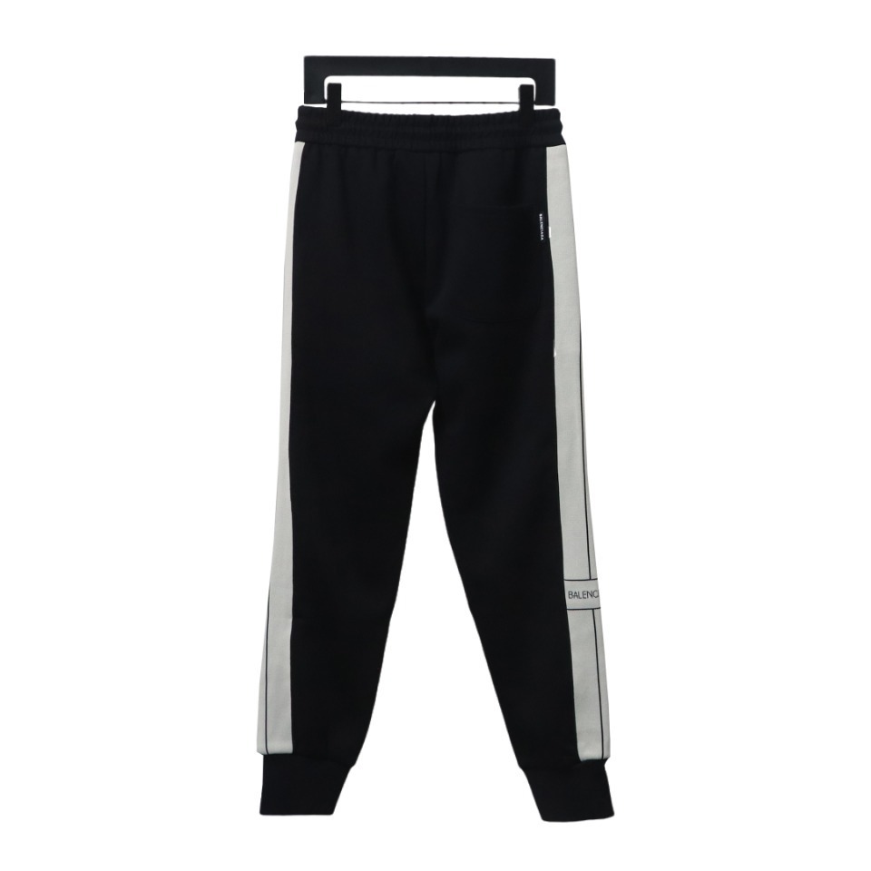 EM Sneakers Balenciaga Triangle Label Sweatpants Black and White