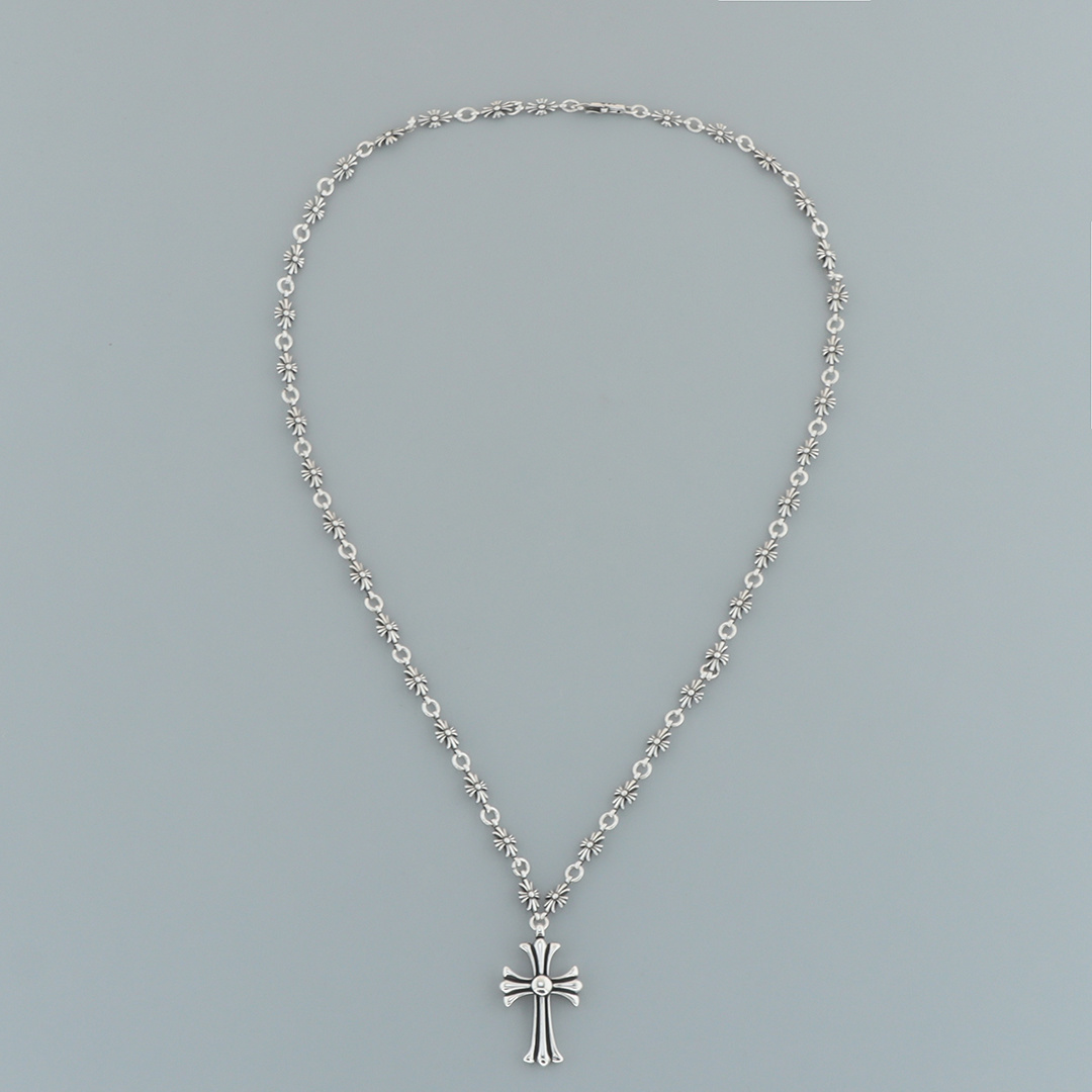 EM Sneakers Chrome Hearts 925 Sterling Silver Cross Necklace