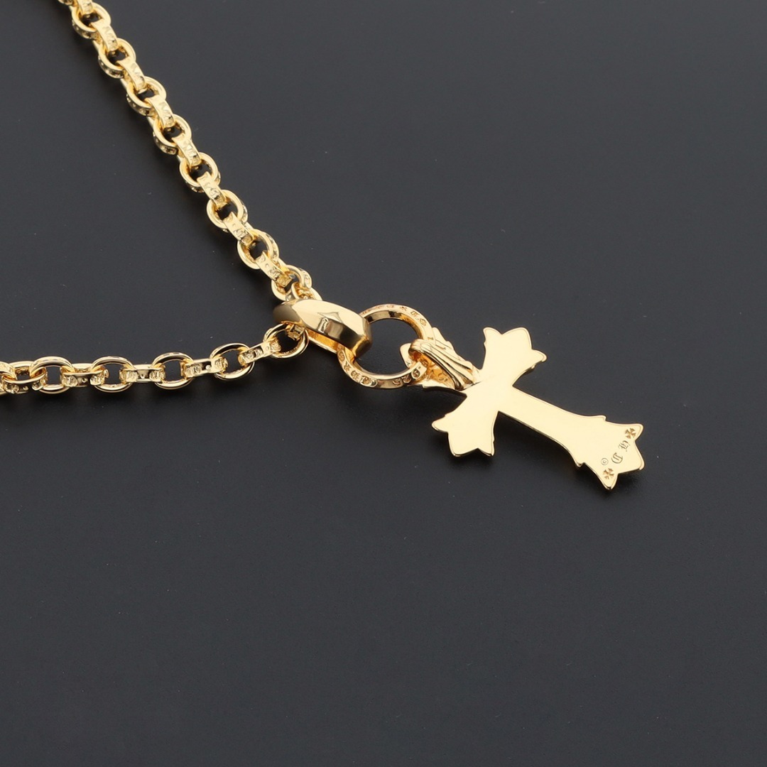 EM Sneakers Chrome Hearts Cross Pendant Necklace Gold