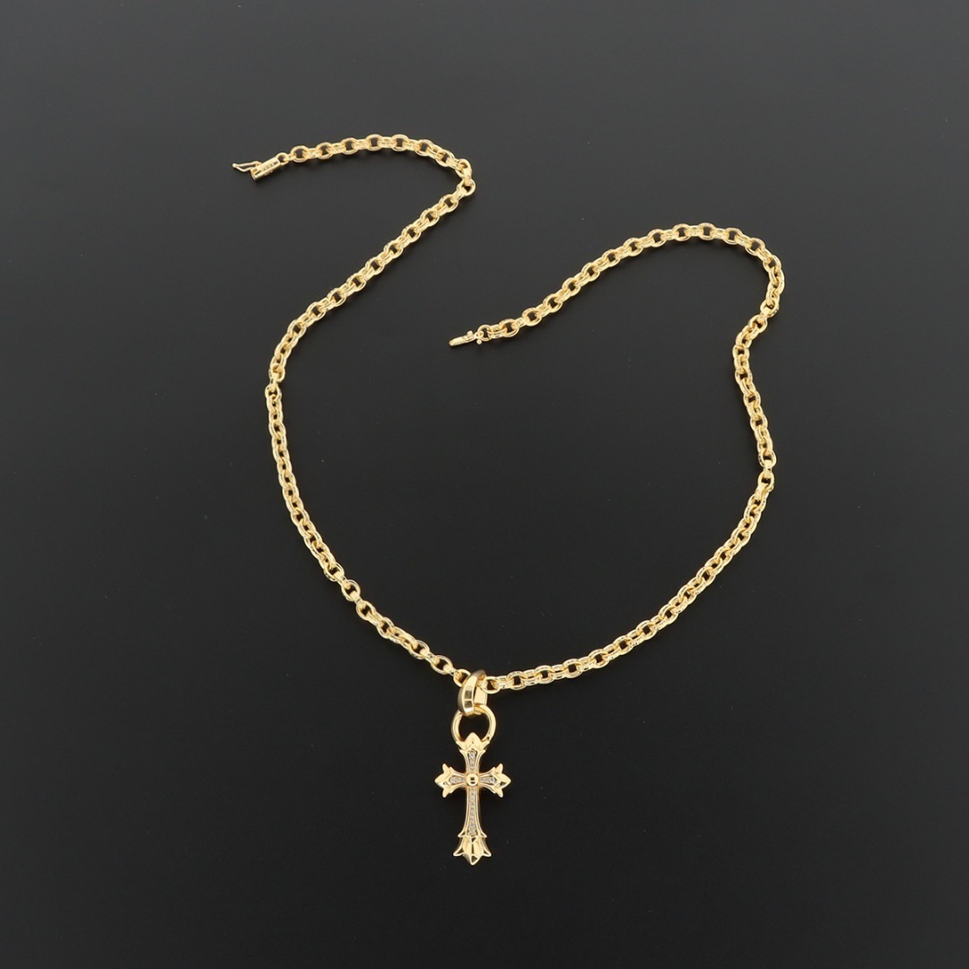 EM Sneakers Chrome Hearts Cross Pendant Necklace Gold