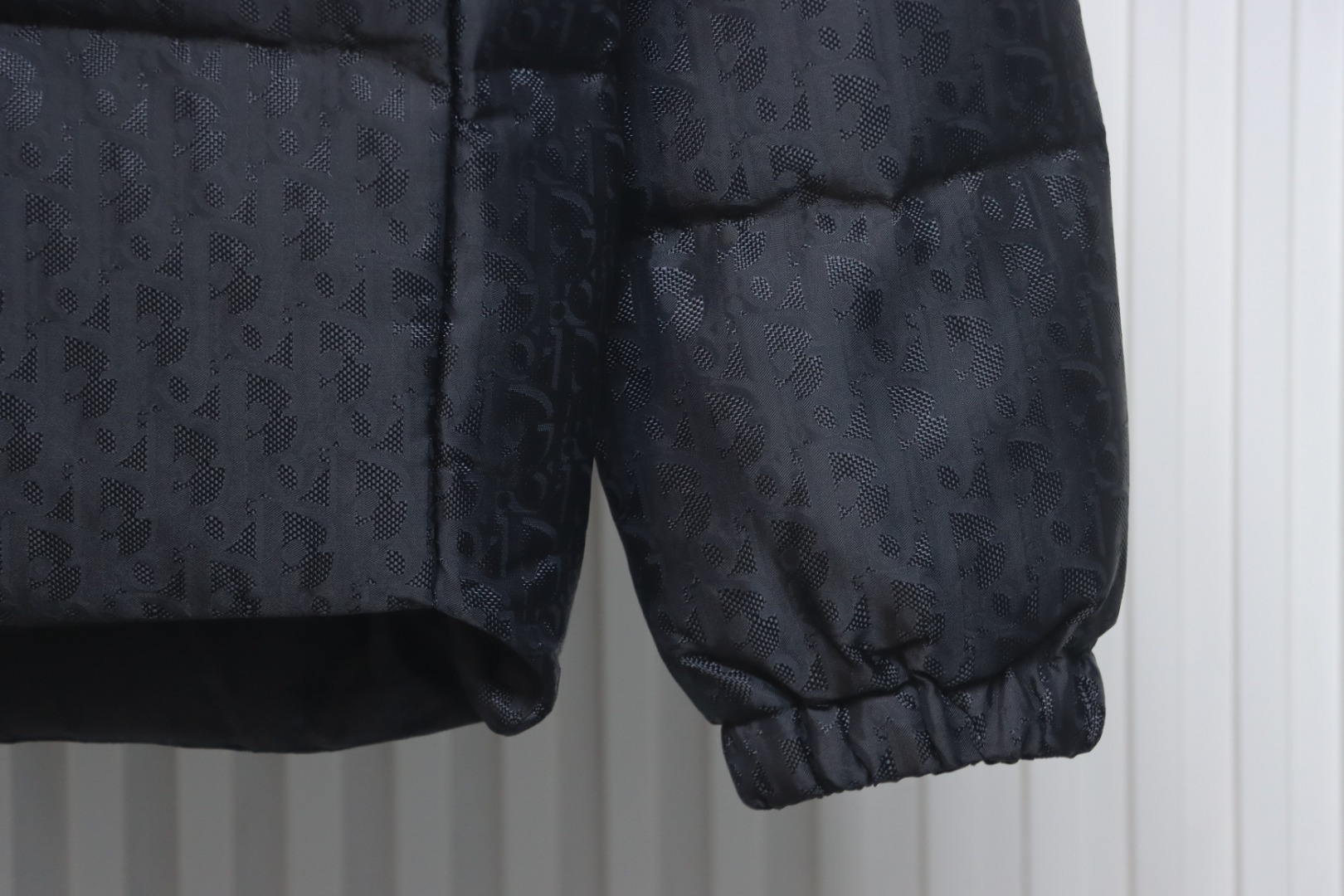 EM Sneakers Dior Oblique Quilted Down Jacket Black Technical Jacquard