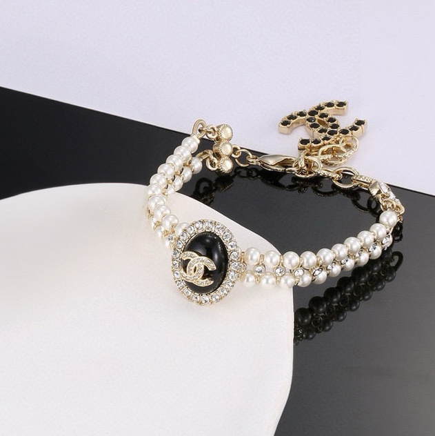 EM Sneakers Chanel Charm Logo 2 Row Pearl Bracelet Metal Woman's 20C