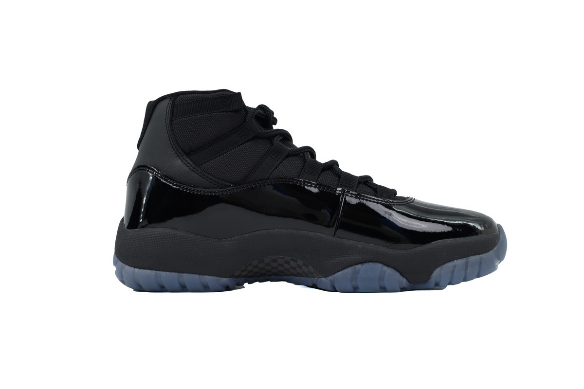 EM Sneakers Air Jordan 11 Retro Gamma Blue 2025