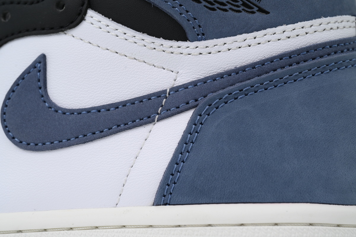 EM Sneakers Air Jordan 1 Retro High OG Best Hand in the Game - Blue Moon