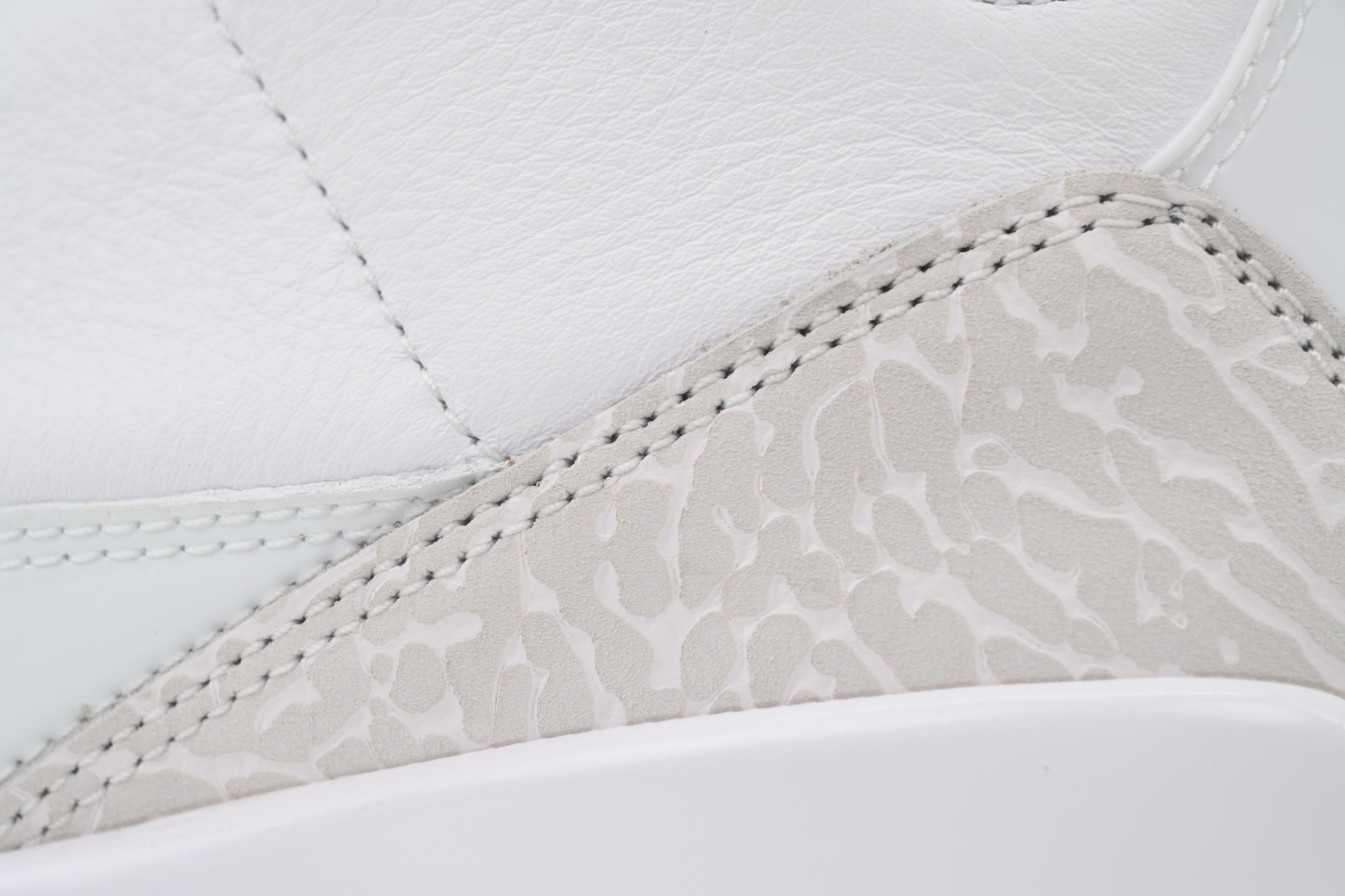 EM Sneakers Air Jordan 3 Retro Pure Money (2025)