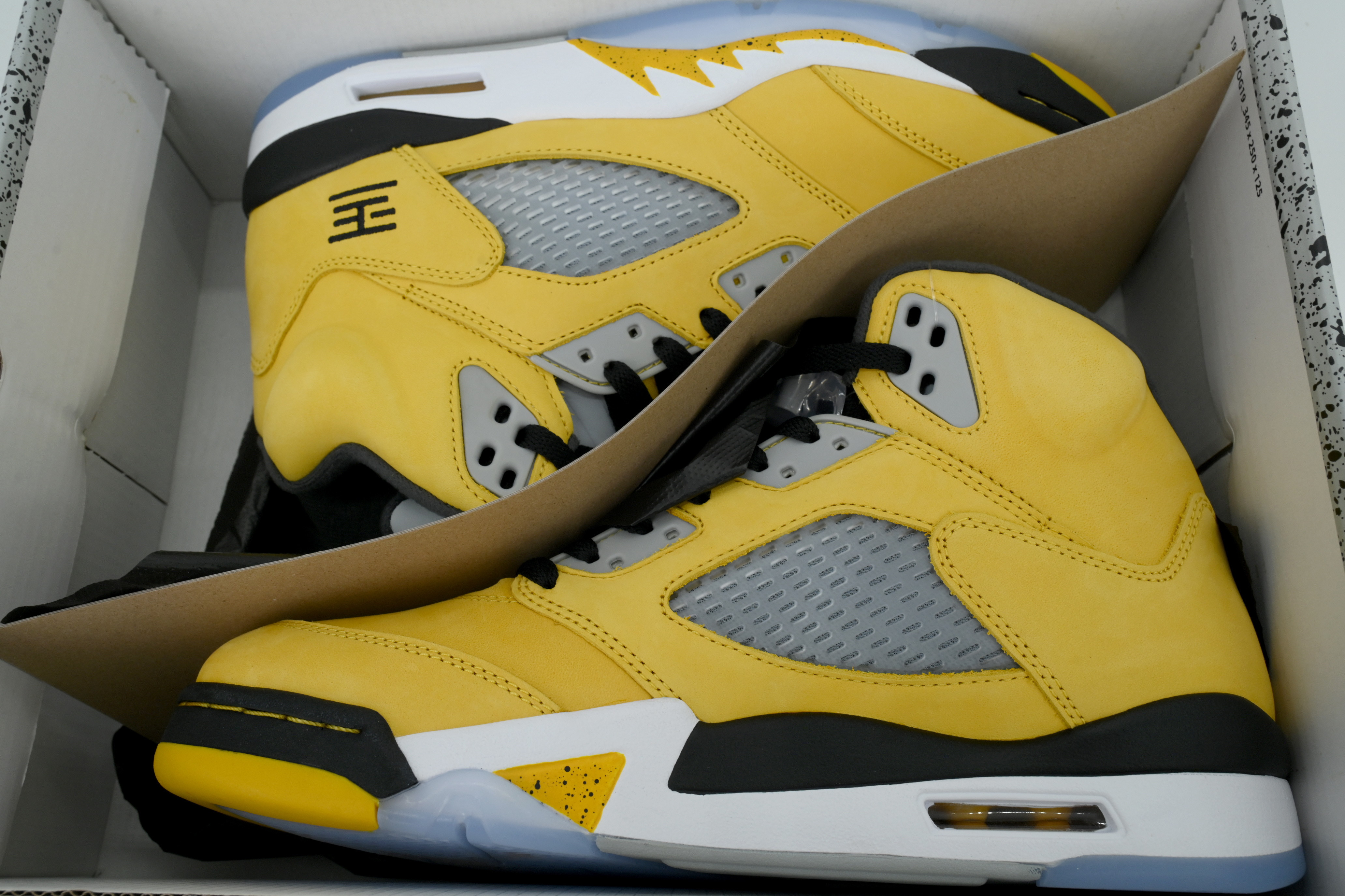 EM Sneakers Air Jordan 5 Retro Tokyo T23 (2025)