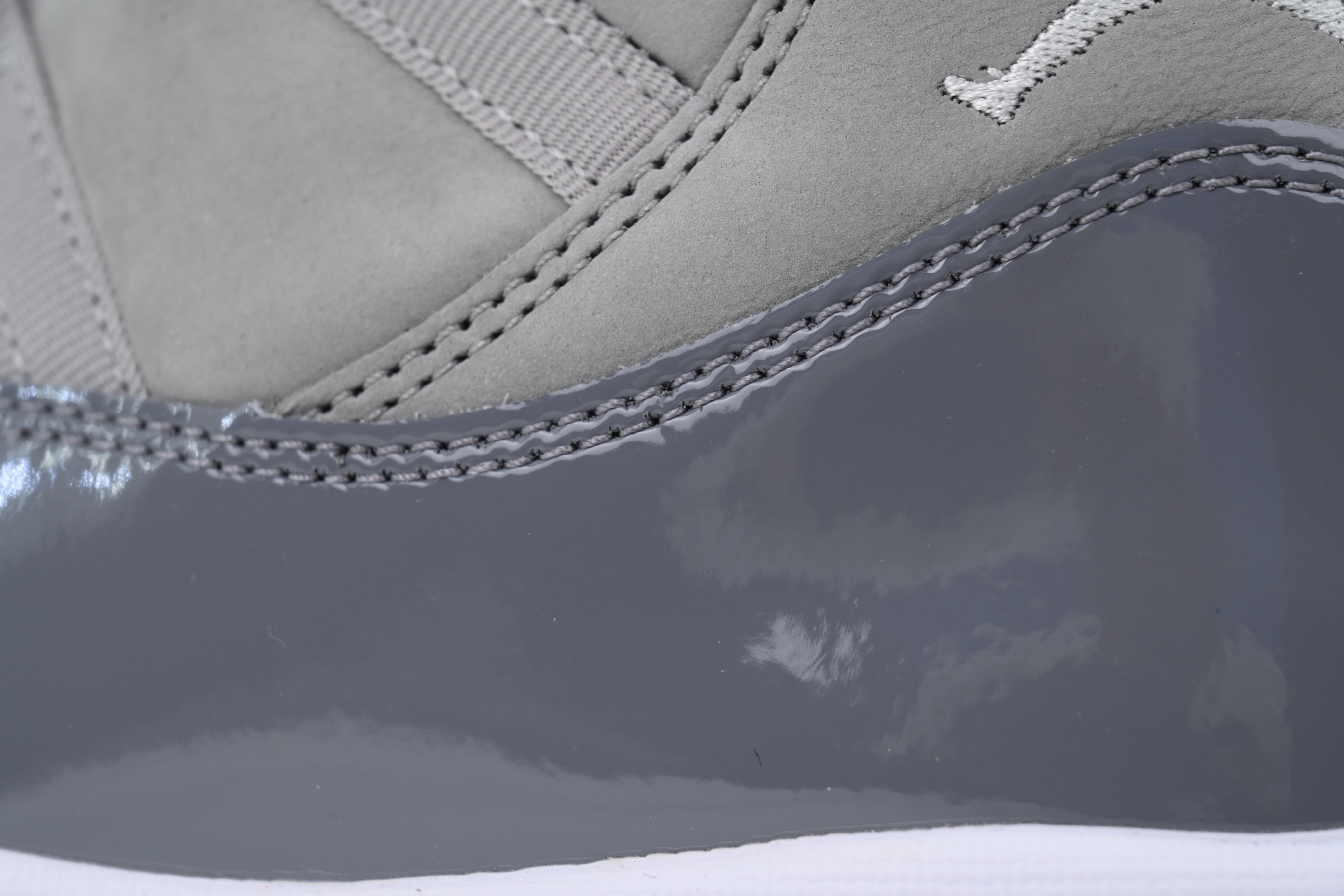 EM Sneakers Air Jordan 11 Retro Cool Grey