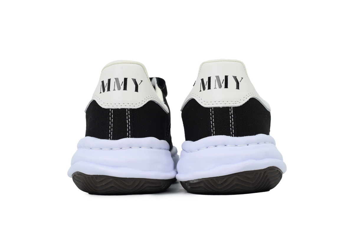 EM Sneakers Mihara Yasuhiro Black and White NO.605