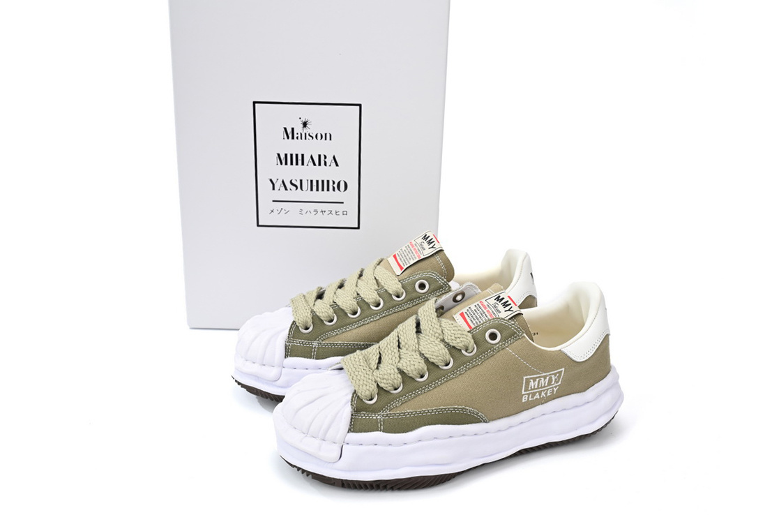 EM Sneakers Mihara Yasuhiro White and White Green NO.765