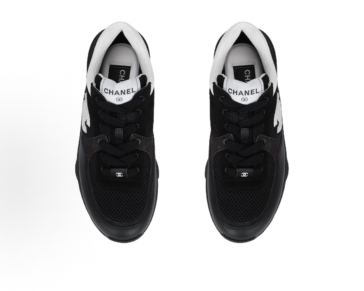 EM Sneakers Chanel Low Top Trainer Black White