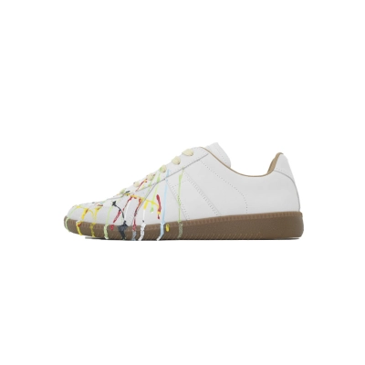 EM Sneakers Maison Margiela White Paint Replica Sneakers 01
