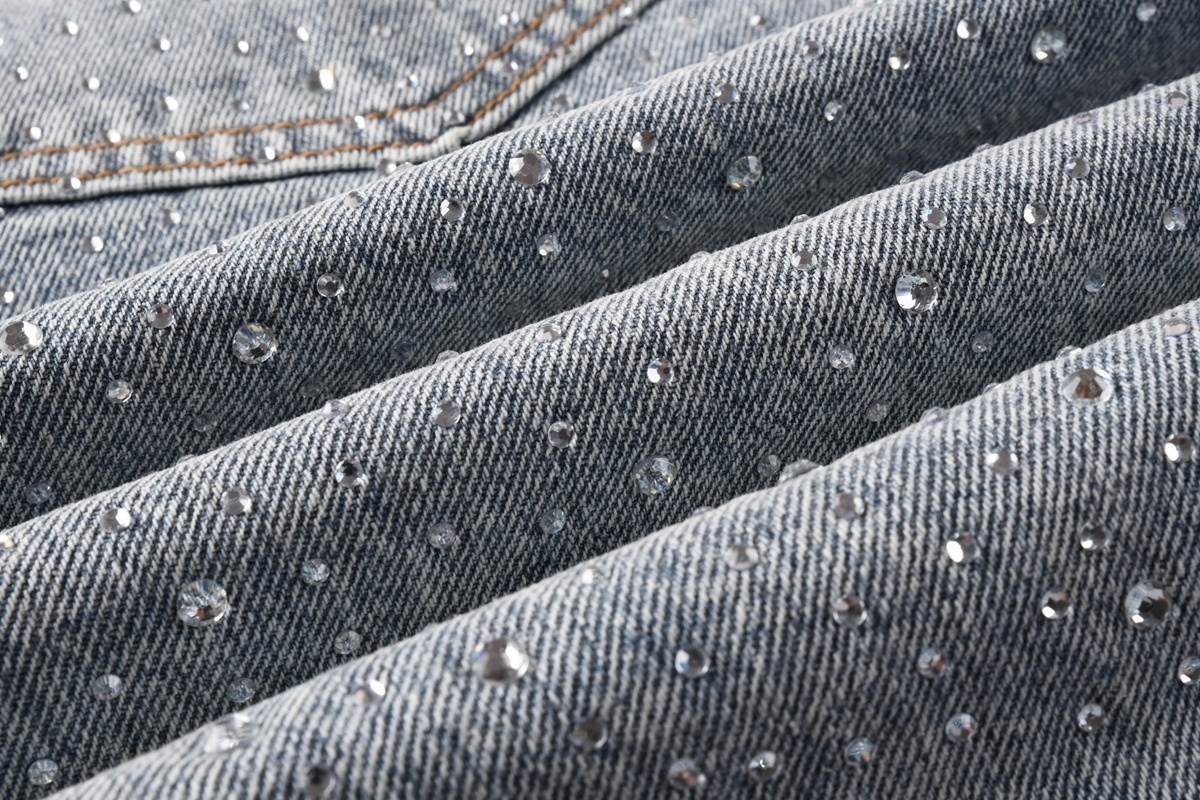 EM Sneakers Purple Brand Denim Shorts 5096